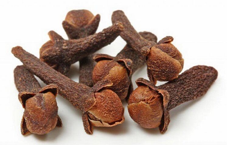 clove against parasites